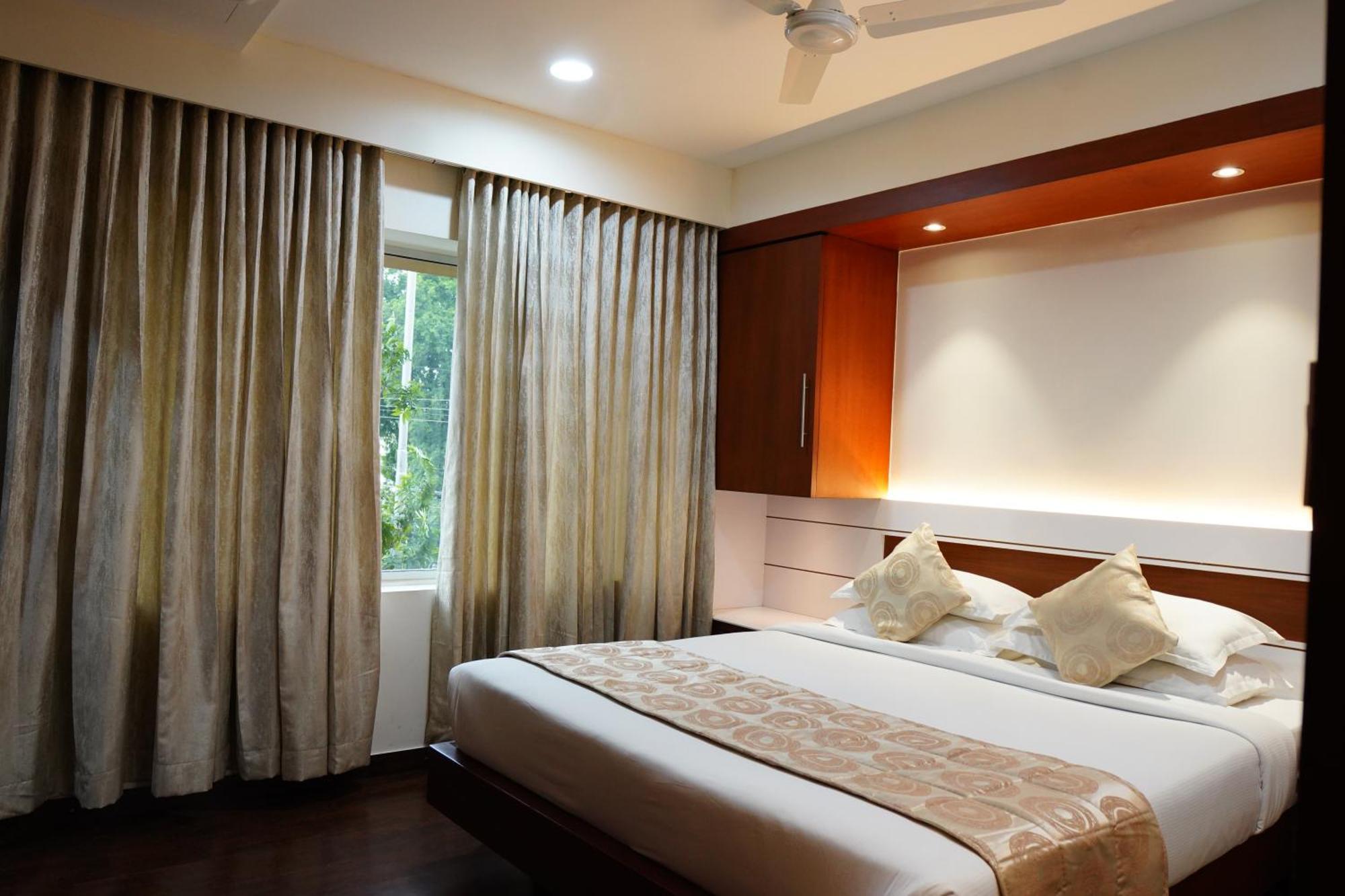 Chola Serviced Apartment Tiruchirappalli Esterno foto