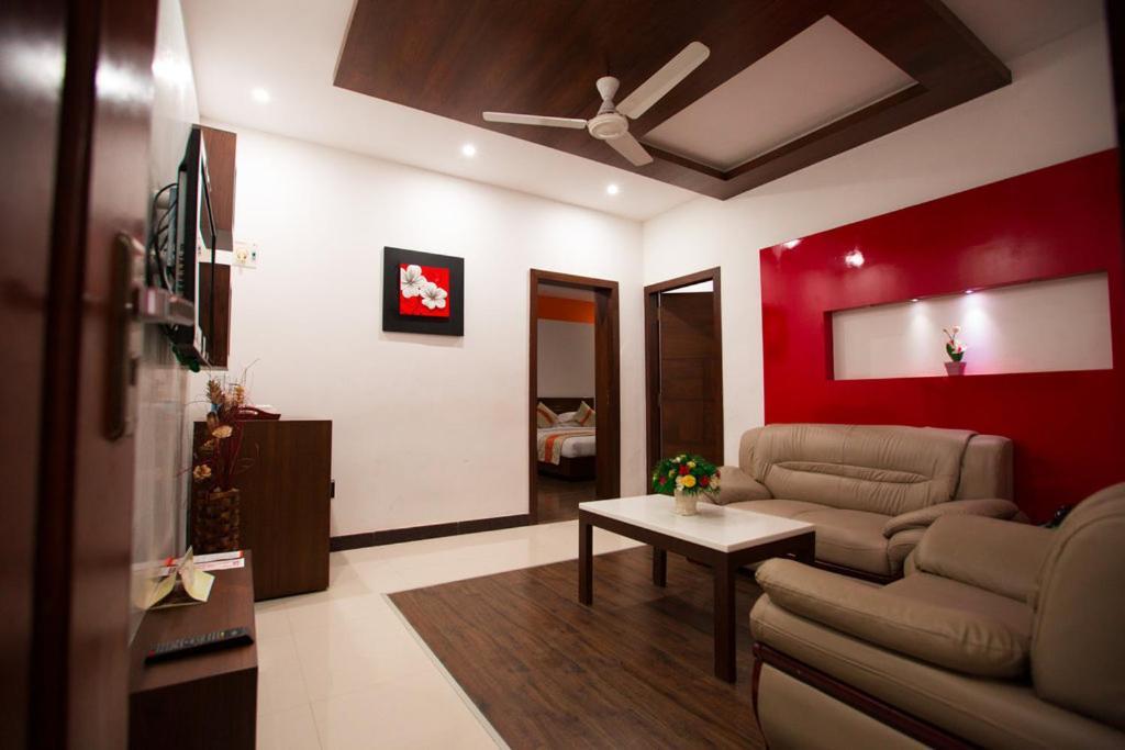 Chola Serviced Apartment Tiruchirappalli Esterno foto